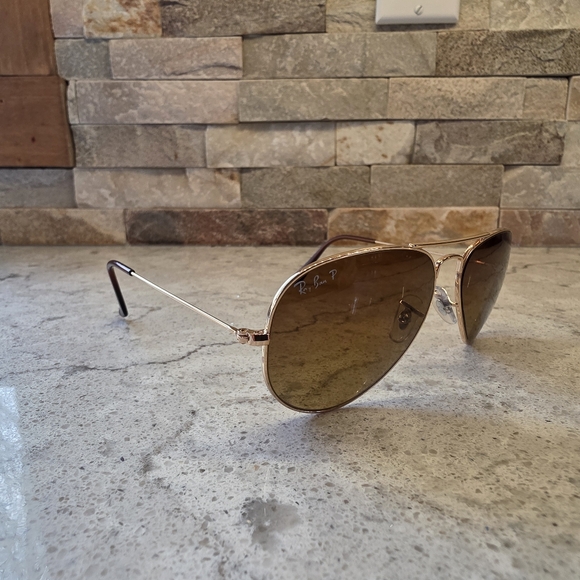 Ray Ban Aviators - Picture 3 of 6